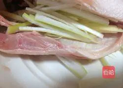 Cantonese style steamed fish recipe 8