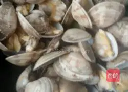 Illustration of how to make fried razor clams 7