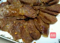 Illustration of how to make homemade spicy sausages 15