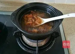 Illustration of how to make radish, beef brisket and mushroom stew 6