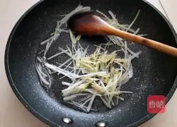 Illustration of how to make stir-fried crabs with green onions and ginger 7