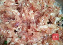 Illustration of how to make bitter melon stuffed with meat 2