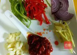 Illustration of how to stir-fry snails 2