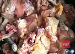 Illustration of how to make fried chicken with green pepper 1