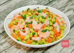 Illustration of how to stir-fry edamame rice with shrimps 13