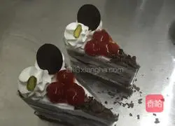 Black Forest Cake Recipe Illustration 9