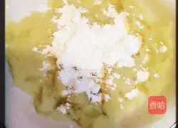 Illustration of making mashed potato instant cheese balls 2