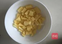 Black pepper mashed potatoes Illustration of how to make cakes 1