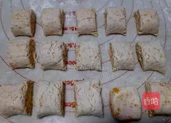 Illustration of how to make fresh meat dumplings 11