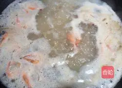 Illustration of how to make seafood porridge 5