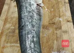 Illustration of how to cook catfish with garlic 1