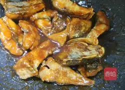 Illustration of making sweet and sour fish 20