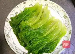 Illustration of how to make lettuce with oyster sauce (making money) 6