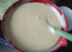 Illustration of how to make cream cake roll 7