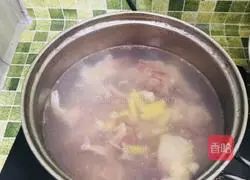 Cucumber, lettuce and braised chicken recipe 2