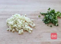 Illustration of how to make garlic and black pepper anchovies shrimp 3