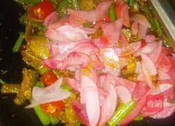 Illustration of soaked radish and twice-cooked pork 9