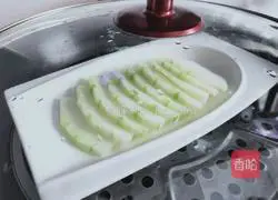 Illustration of how to make steamed winter melon with shrimps 4