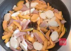 Illustration of how to make ham, fried yam and pumpkin 7