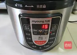 Illustration of how to cook ribs, beans and potatoes stewed 9