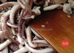 Illustration of how to make cumin squid tentacles 8