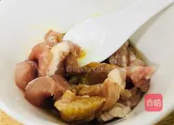 Illustration of how to make boiled pork slices 3