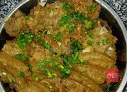 Illustration of how to make steamed pork ribs and pork belly 6