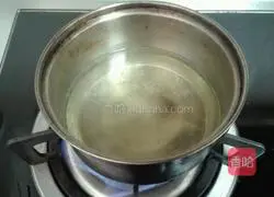 Illustration of how to make lightning puffs 4