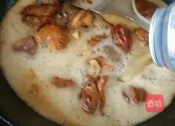 Illustration of how to make beer duck legs 3