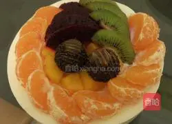 Illustration of how to decorate cakes with yogurt cheese mousse 9