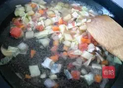 Illustration of how to make Italian vegetable soup 8