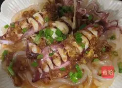 Illustration of how to steam squid with potato flour 8