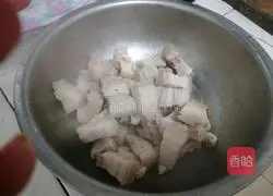 How to make braised pork 1
