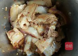 Illustration of how to make salted braised pork (salted braised pork) 13