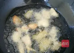 Illustration of authentic Northeastern pot-roasted pork 6