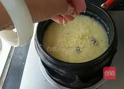 Illustration of how to make sea cucumber and millet porridge 7