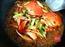 Illustration of how to make spicy crab fried rice cake 5