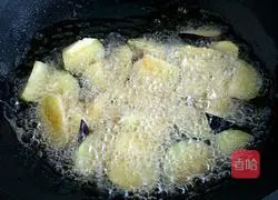 Illustration of how to make three delicacies from Northeast China 5