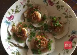 Illustration of steamed scallops with garlic vermicelli 11