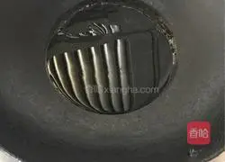 Stir-fried bean sprouts with meat (no onion, ginger and garlic version) illustration 3