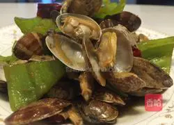 Illustration of how to make spicy clams 12