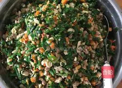 Illustration of how to make rice dumplings in the south (called leek box in the north) 5