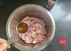 Tuantuan Illustration of how to make round pearl dumplings 3