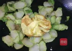 Illustration of how to make scrambled eggs with vegetables 7