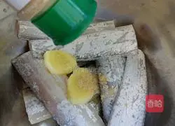 Illustration of steamed hairtail fish fat-reducing meal 3