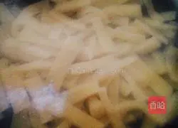 Illustration of how to make konjac-roasted beer duck 6