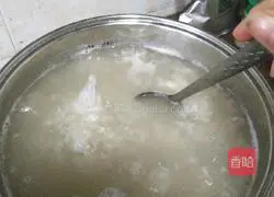Illustration of how to make seafood porridge 8