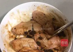 Illustration of how to make steamed pumpkin with black bean sauce chicken wings 4