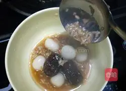 Illustration of how to make red dates and glutinous rice with sweet wine 16