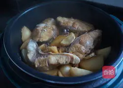  Illustration of how to make radish stewed herring 8